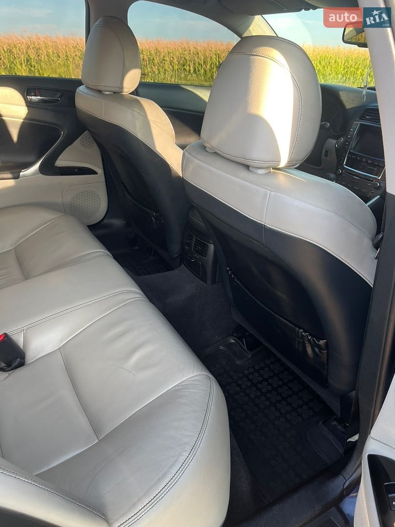 Lexus IS 2010 VIN JTHBX262X02040050 фото оголошення 15 з 18