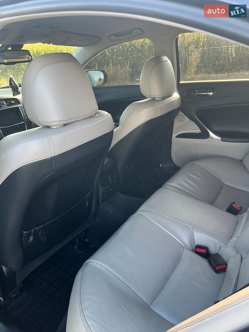 Lexus IS 2010 VIN JTHBX262X02040050 фото оголошення 16 з 18