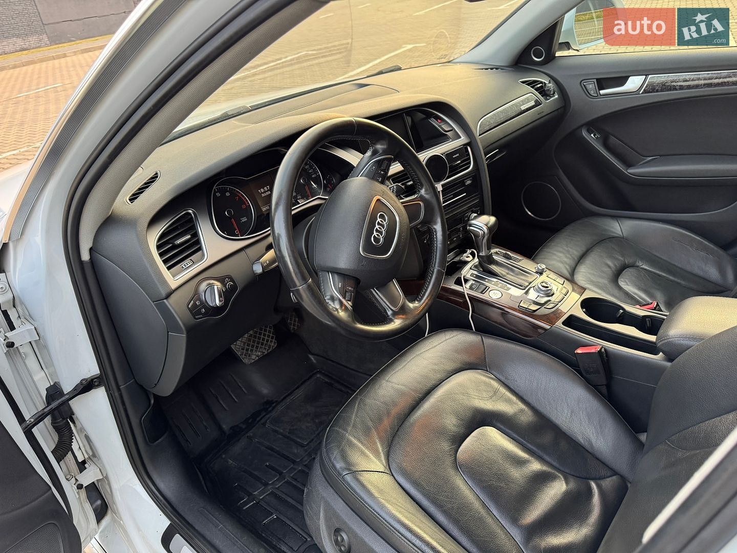Audi A4 Allroad 2012 VIN WA1UFAFL3DA177238 фото оголошення 23 з 26