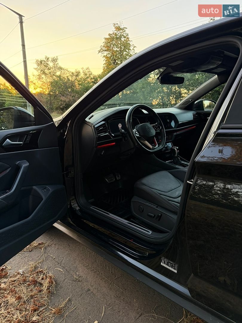 Volkswagen Jetta 2023 VIN 3VW2T7BU1PM061516 фото оголошення 14 з 19