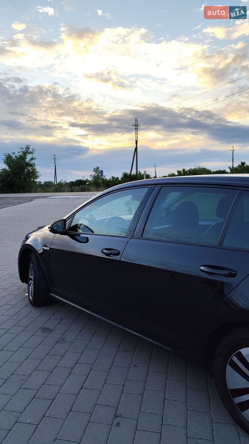 Volkswagen e-Golf 2014 VIN WVWZZZAUZFW904217 фото оголошення 4 з 15