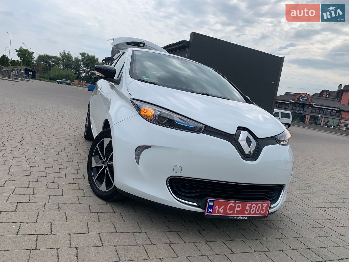 Renault Zoe 2018 VIN VF1AGVYF059899973 фото оголошення 3 з 59