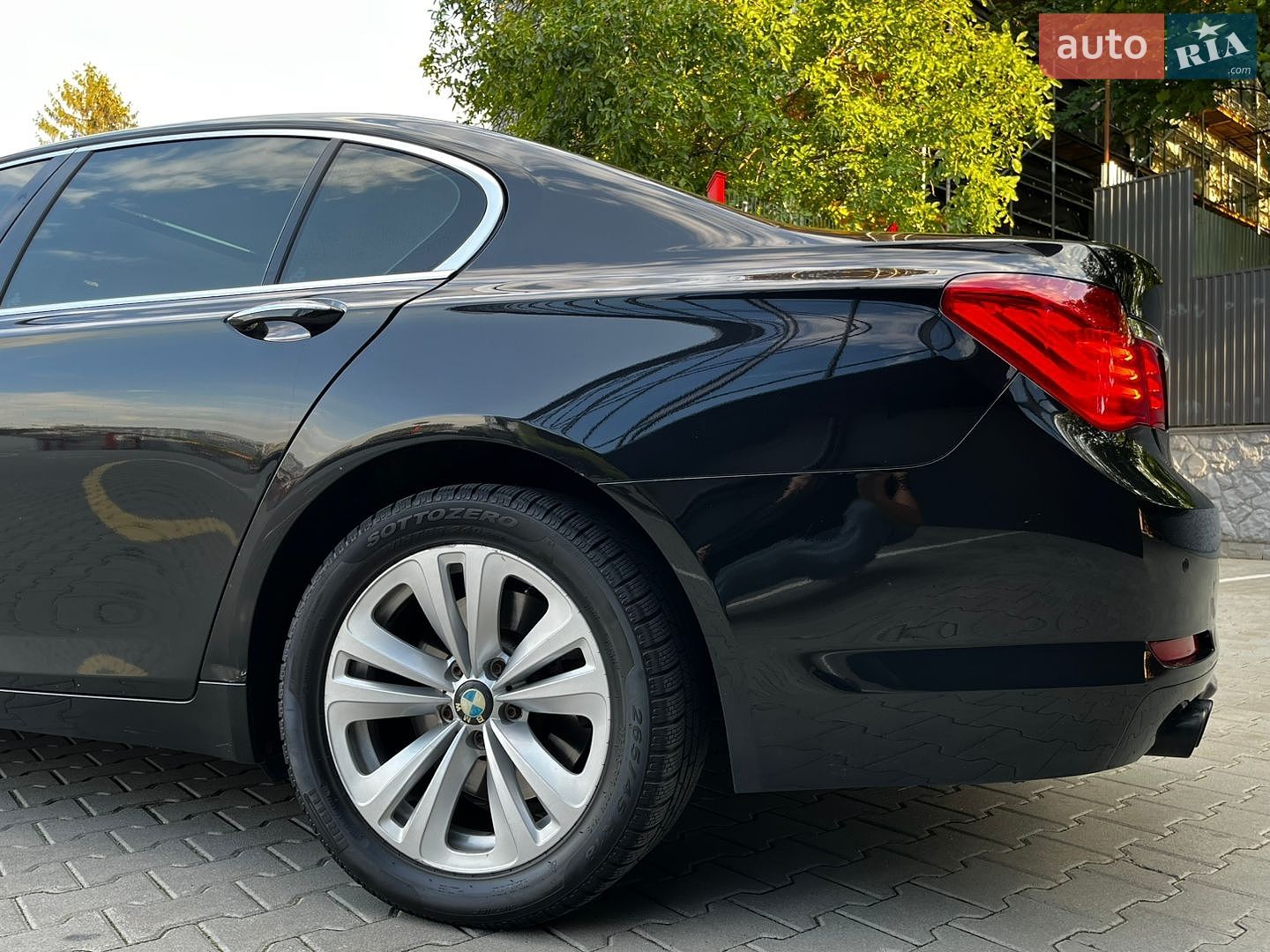 BMW 7 Series 2008 VIN Y79KM21090CC46607 фото оголошення 18 з 52