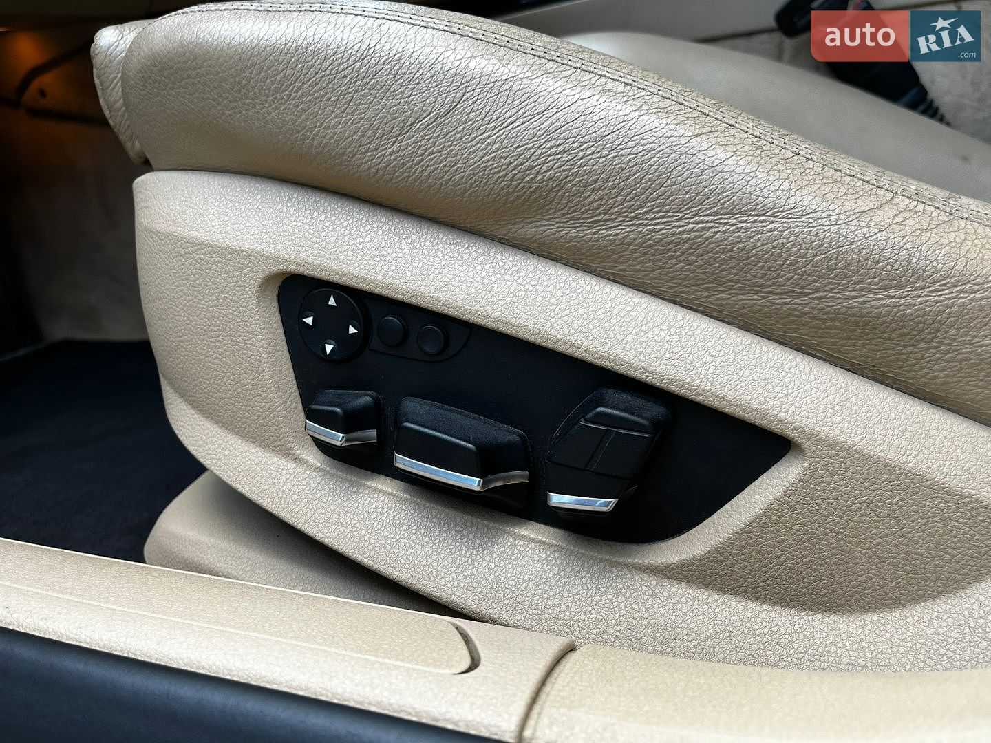 BMW 7 Series 2008 VIN Y79KM21090CC46607 фото оголошення 28 з 52