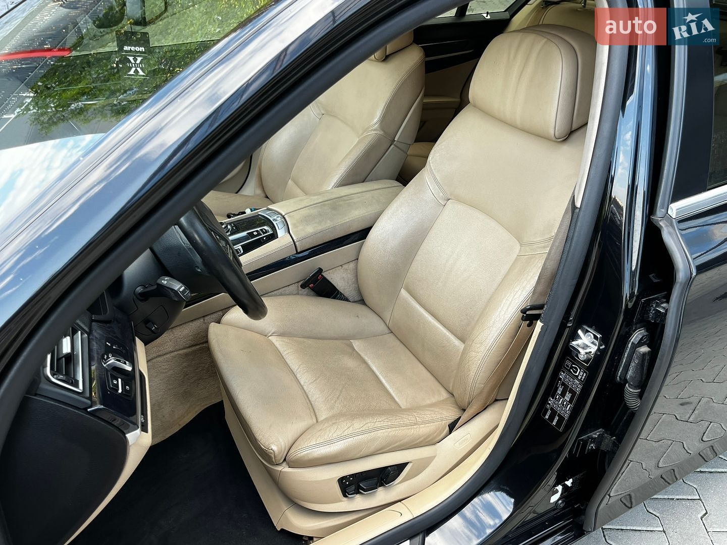 BMW 7 Series 2008 VIN Y79KM21090CC46607 фото оголошення 28 з 53