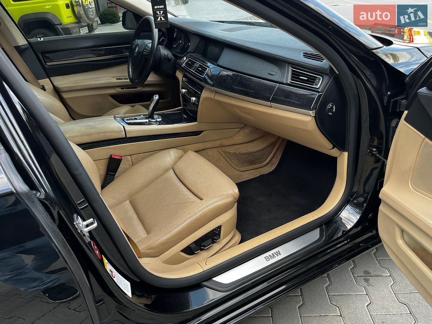 BMW 7 Series 2008 VIN Y79KM21090CC46607 фото оголошення 31 з 52