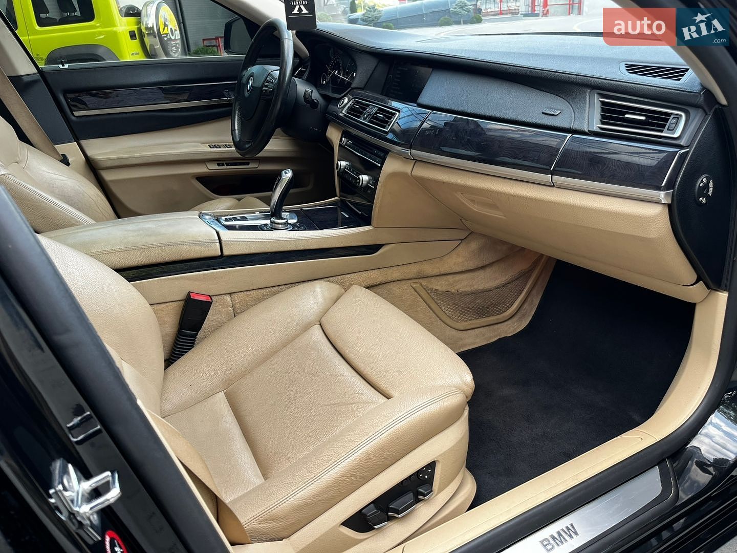 BMW 7 Series 2008 VIN Y79KM21090CC46607 фото оголошення 32 з 52