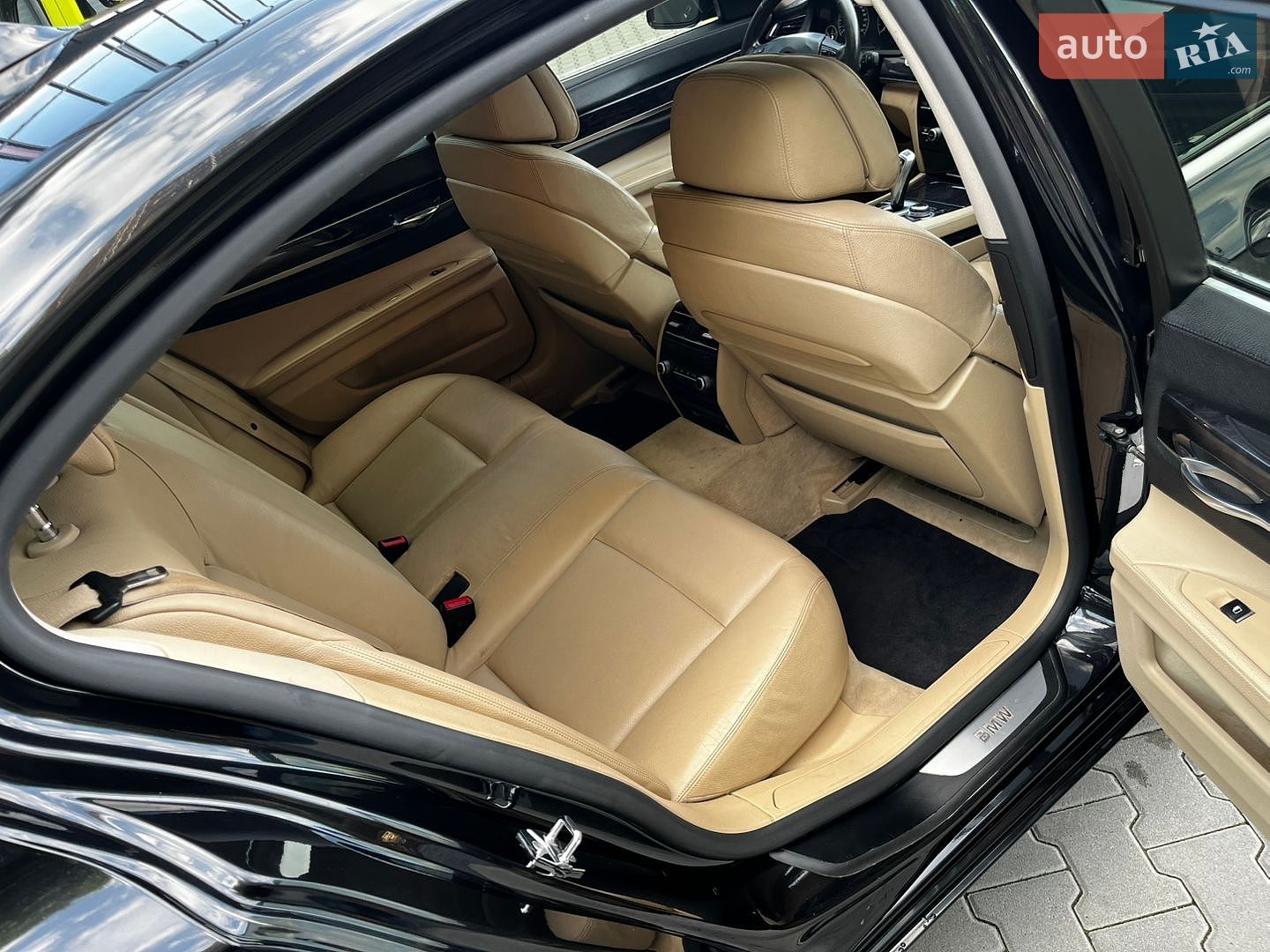BMW 7 Series 2008 VIN Y79KM21090CC46607 фото оголошення 34 з 52