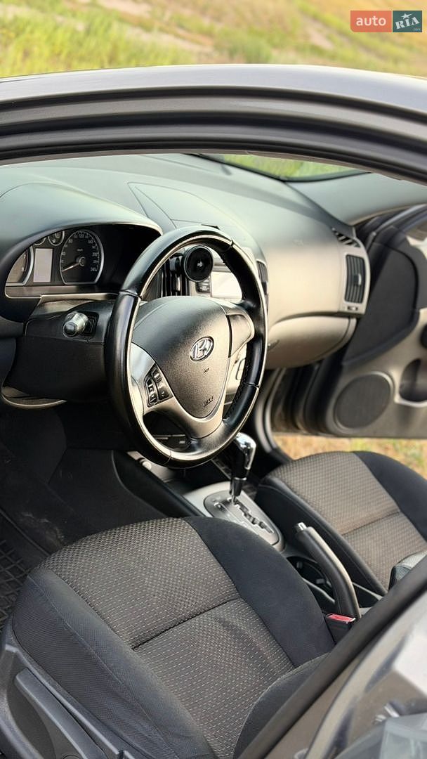Hyundai i30 2008 VIN KMHDC51DP9U123600 фото оголошення 6 з 8