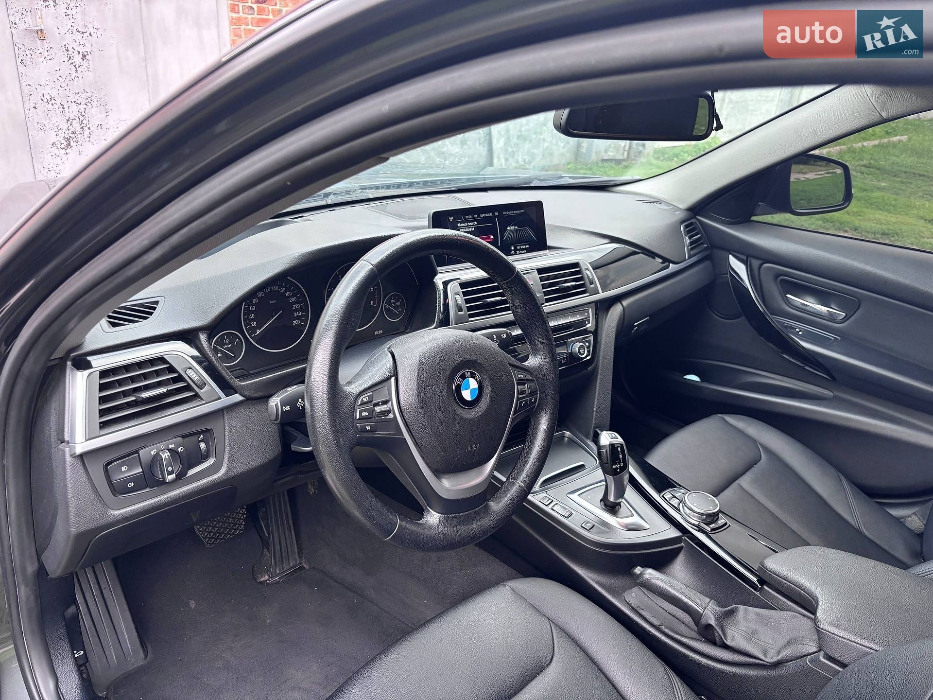 BMW 3 Series 2016 VIN WBA8C5107GK638621 фото оголошення 22 з 28