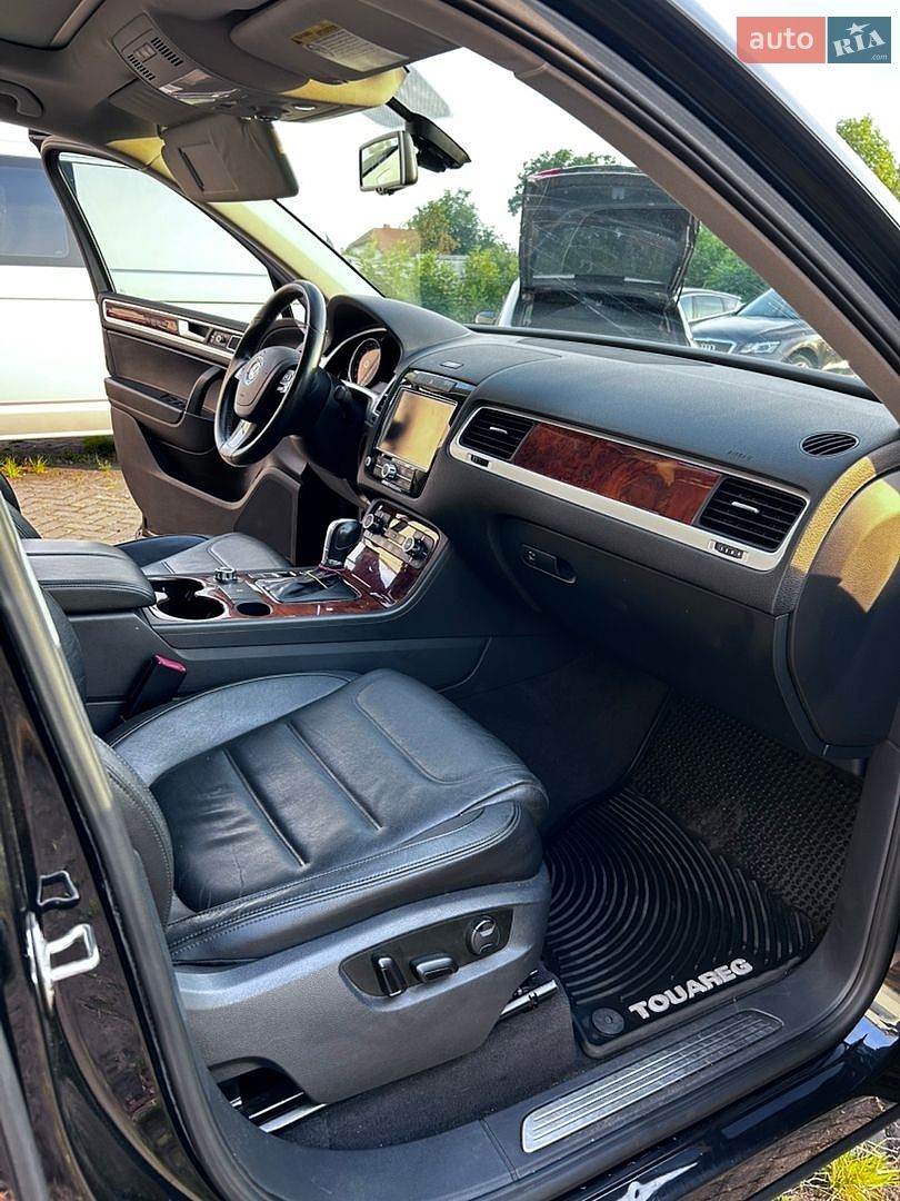 Volkswagen Touareg 2012 VIN WVGDK9BP9CD010643 фото оголошення 17 з 35