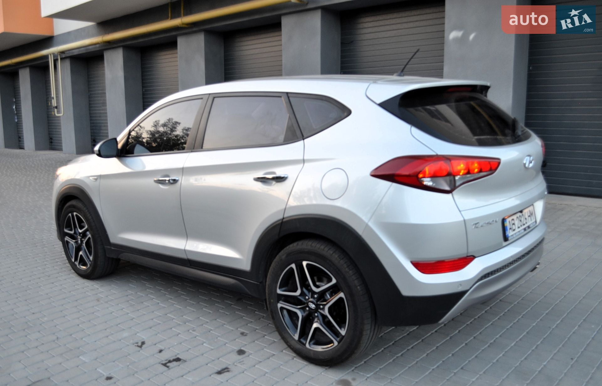 Hyundai Tucson 2016 VIN KMHJ281ABHU311662 фото оголошення 10 з 28