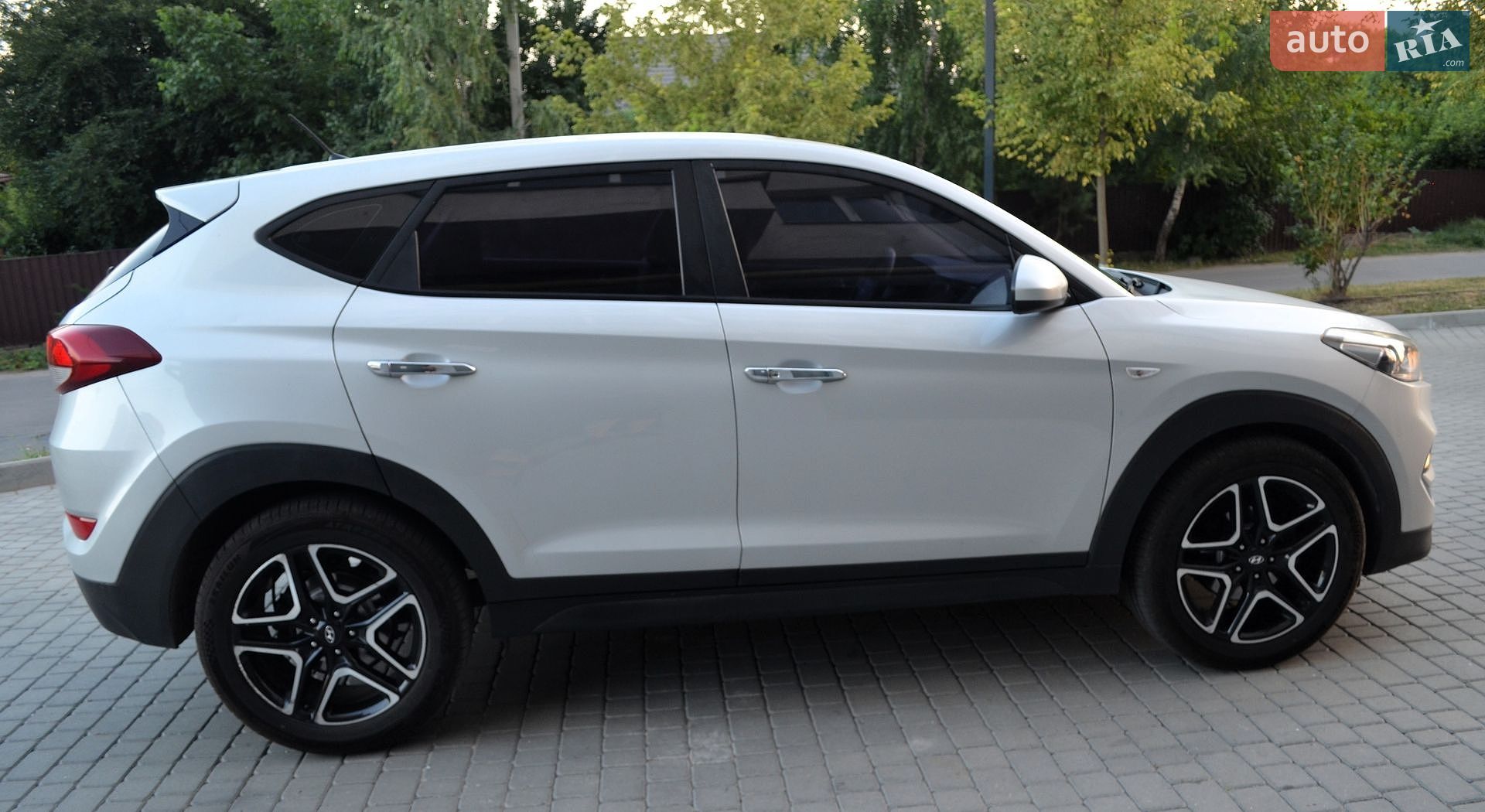 Hyundai Tucson 2016 VIN KMHJ281ABHU311662 фото оголошення 18 з 28
