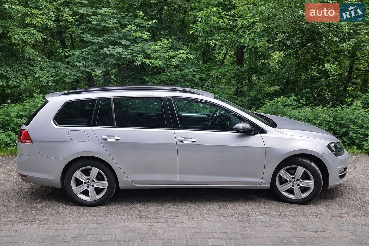 Volkswagen Golf 2016 VIN WVWZZZAUZHP520448 фото оголошення 9 з 24