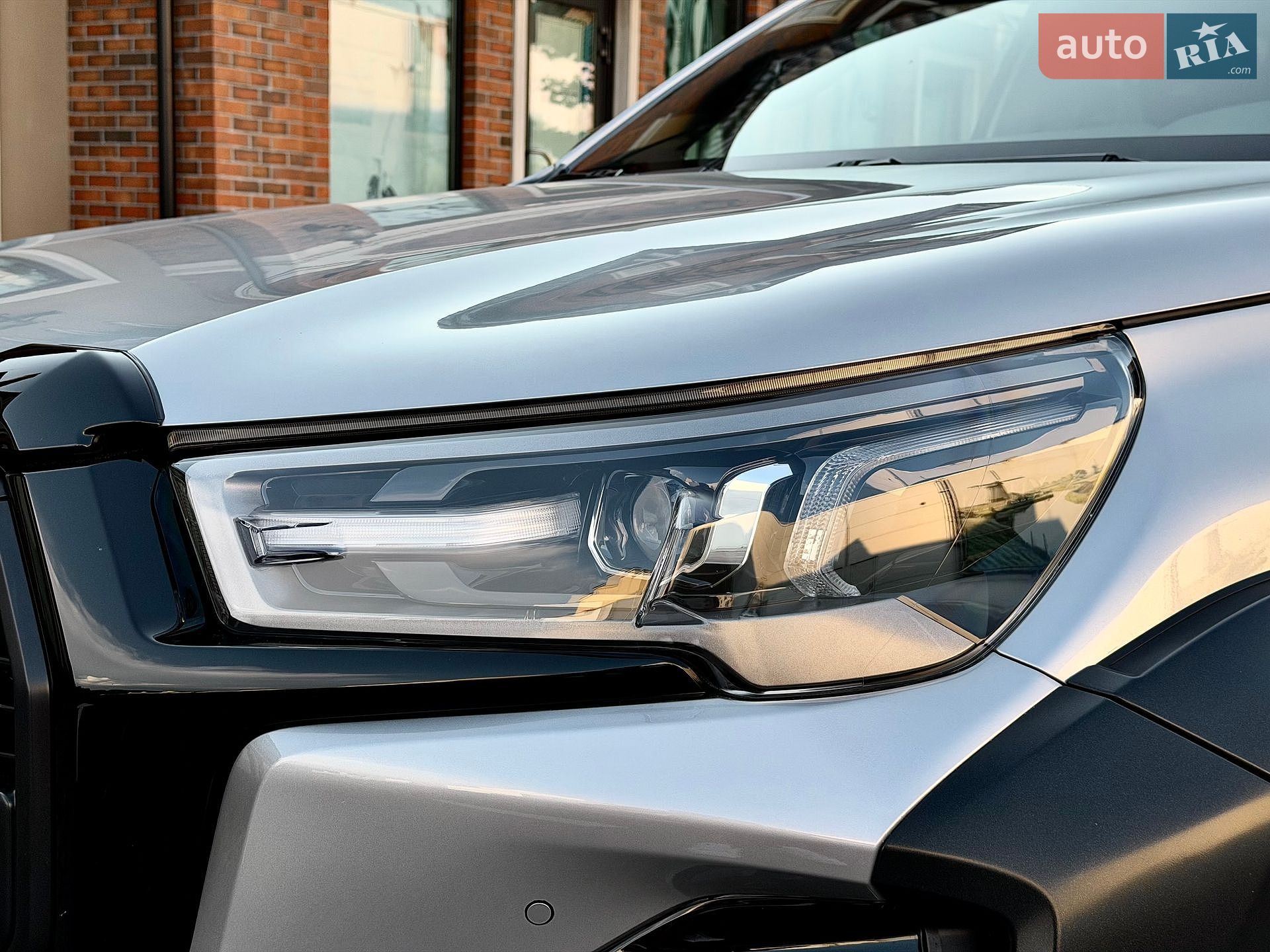 Toyota Hilux 2023 VIN MR0BA3CD400177089 фото оголошення 18 з 64