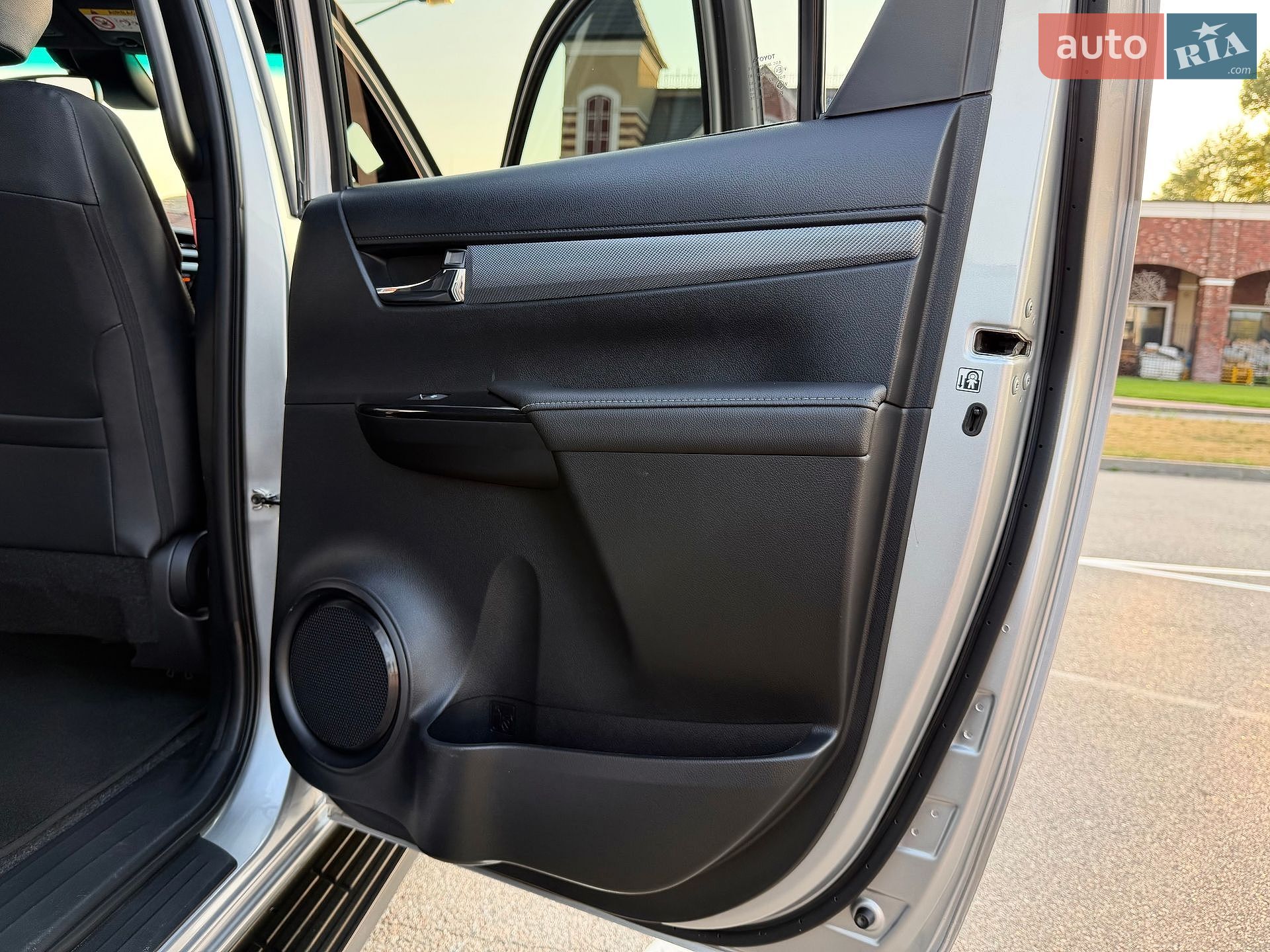 Toyota Hilux 2023 VIN MR0BA3CD400177089 фото оголошення 39 з 64