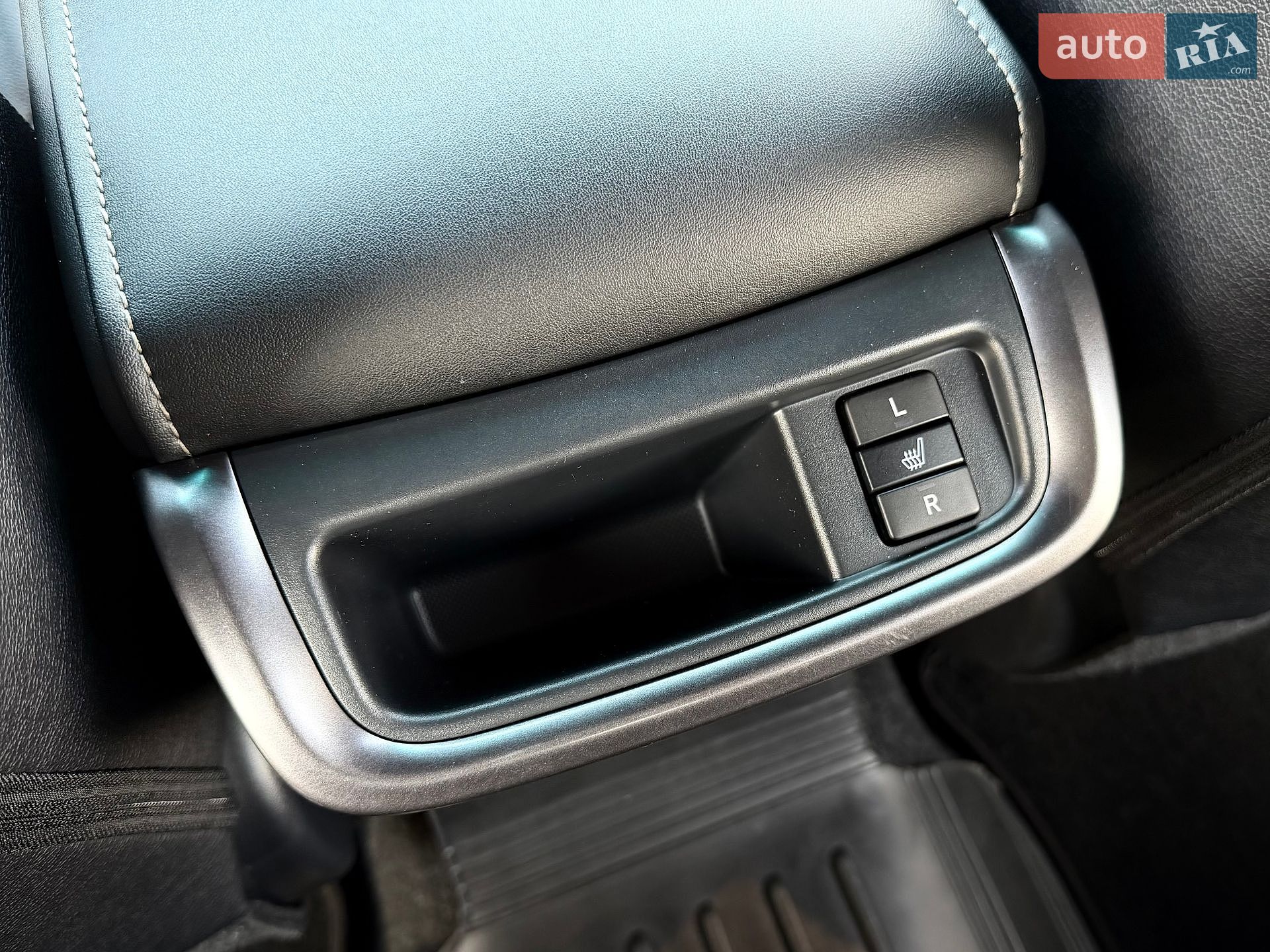 Toyota Hilux 2023 VIN MR0BA3CD400177089 фото оголошення 51 з 64