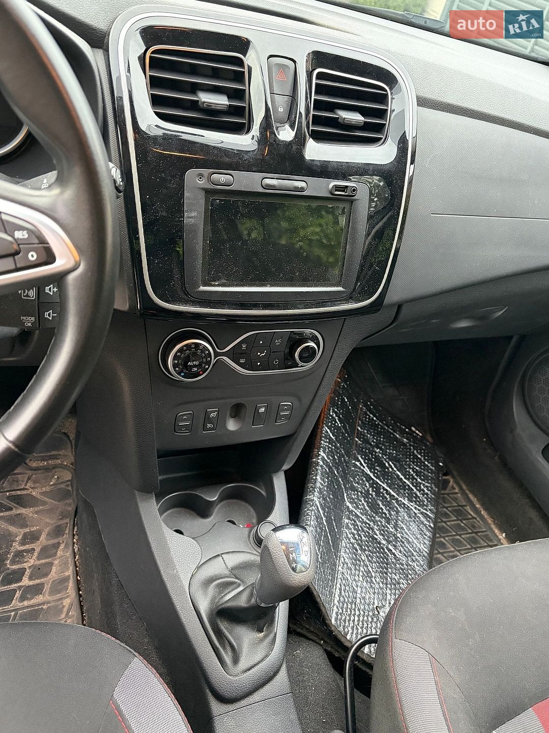Renault Sandero StepWay 2019 VIN VF15SRA1A64532901 фото оголошення 9 з 15