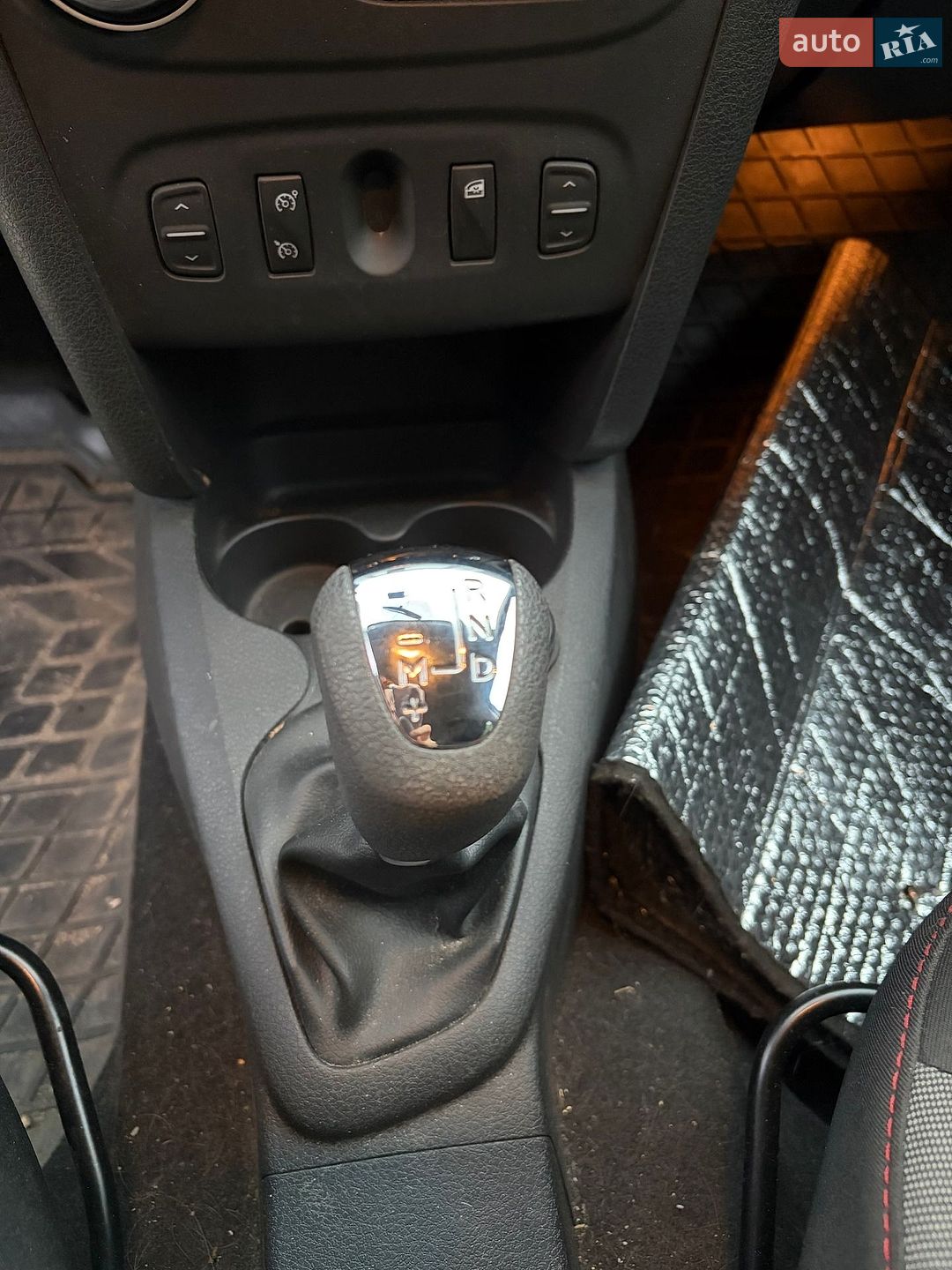 Renault Sandero StepWay 2019 VIN VF15SRA1A64532901 фото оголошення 13 з 15