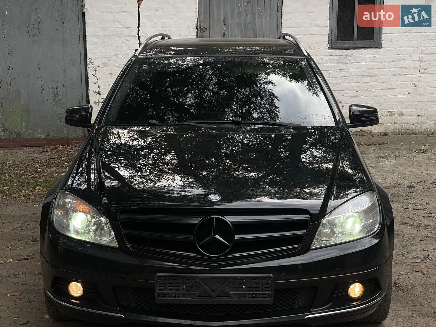 Mercedes-Benz C-Class 2009 VIN WDD2042411F371686 фото оголошення 8 з 13