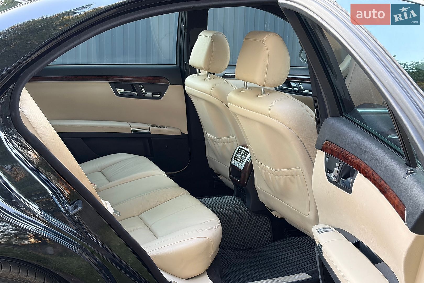 Mercedes-Benz S-Class 2006 VIN WDD2211561A047631 фото оголошення 17 з 28
