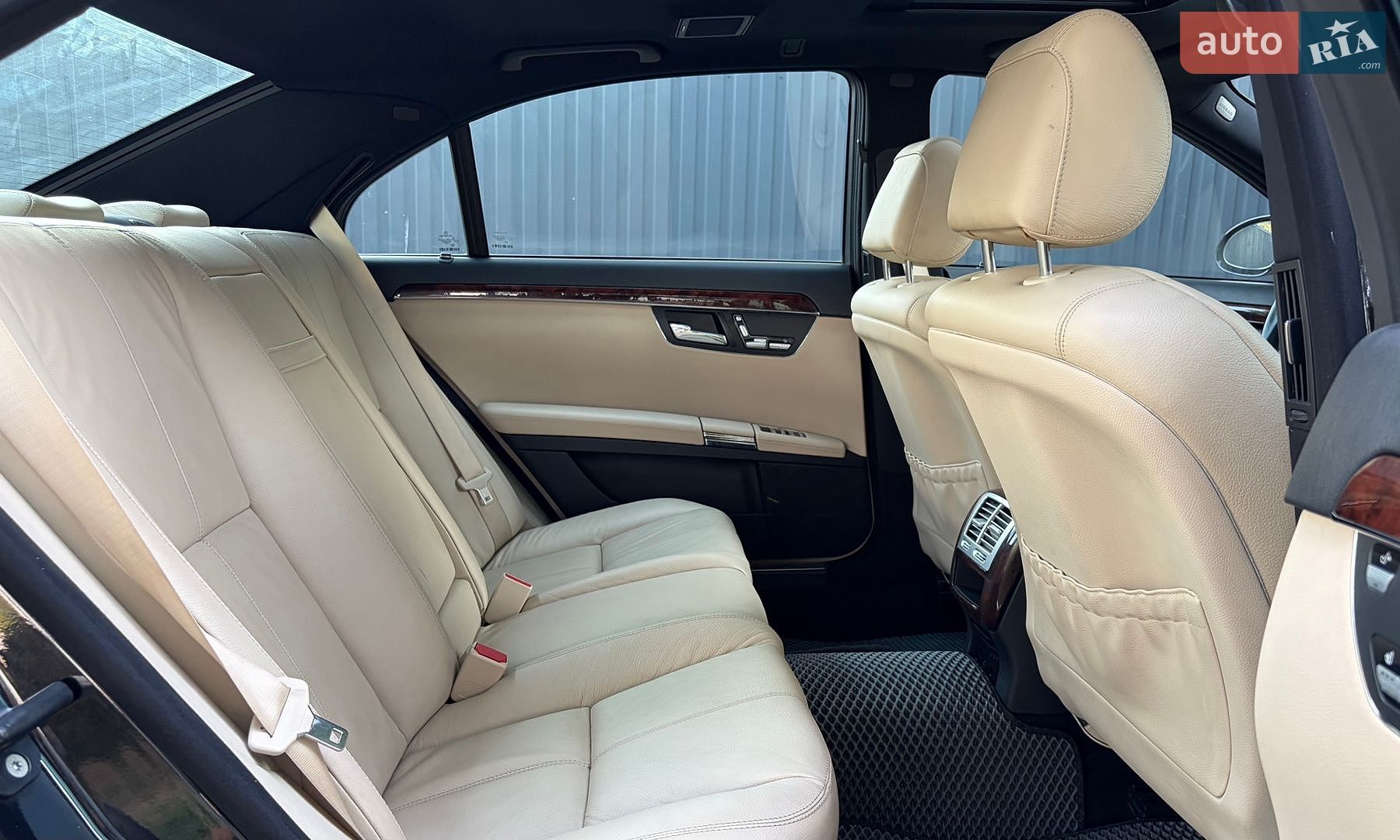 Mercedes-Benz S-Class 2006 VIN WDD2211561A047631 фото оголошення 18 з 28