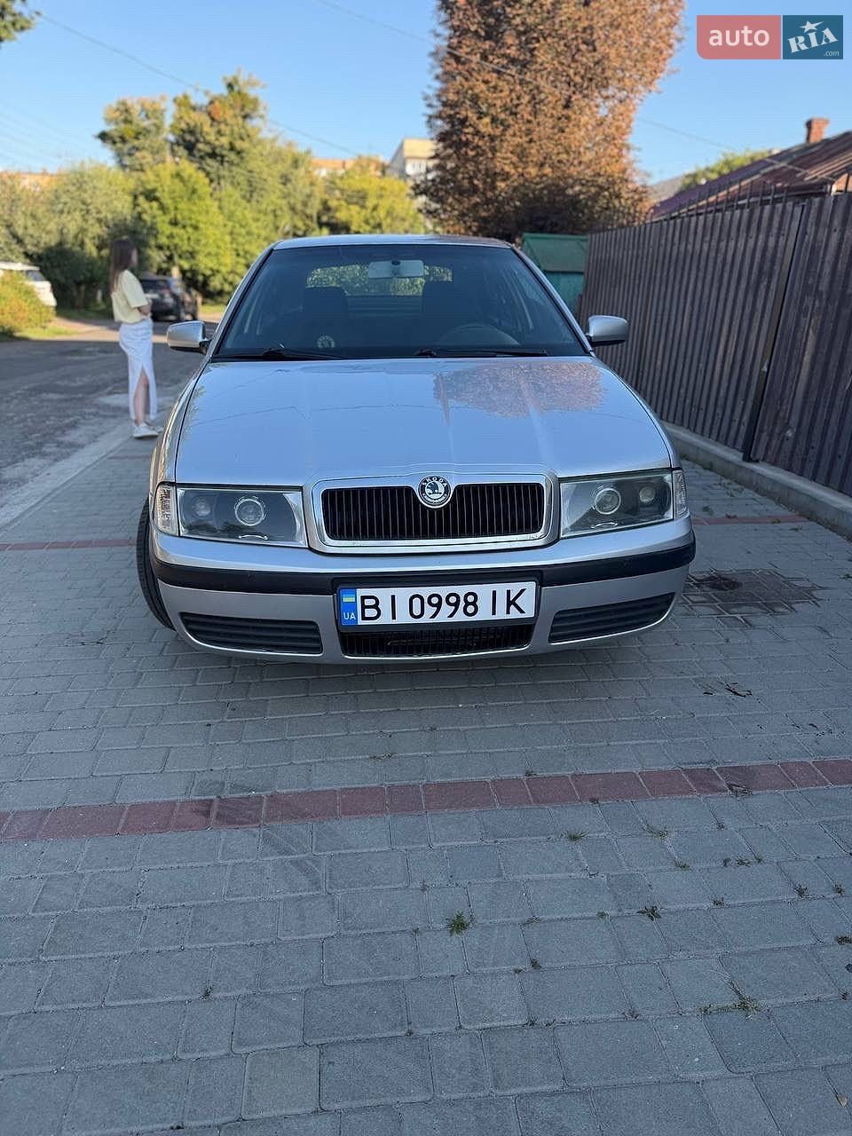 Skoda Octavia 2004 VIN TMBBP41U448736928 фото оголошення 2 з 8