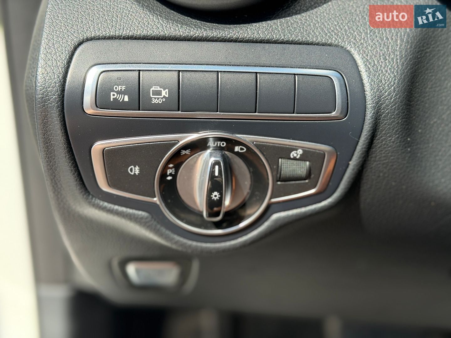 Mercedes-Benz GLC-Class 2017 VIN WDC0G4KB7HF178668 фото оголошення 12 з 21