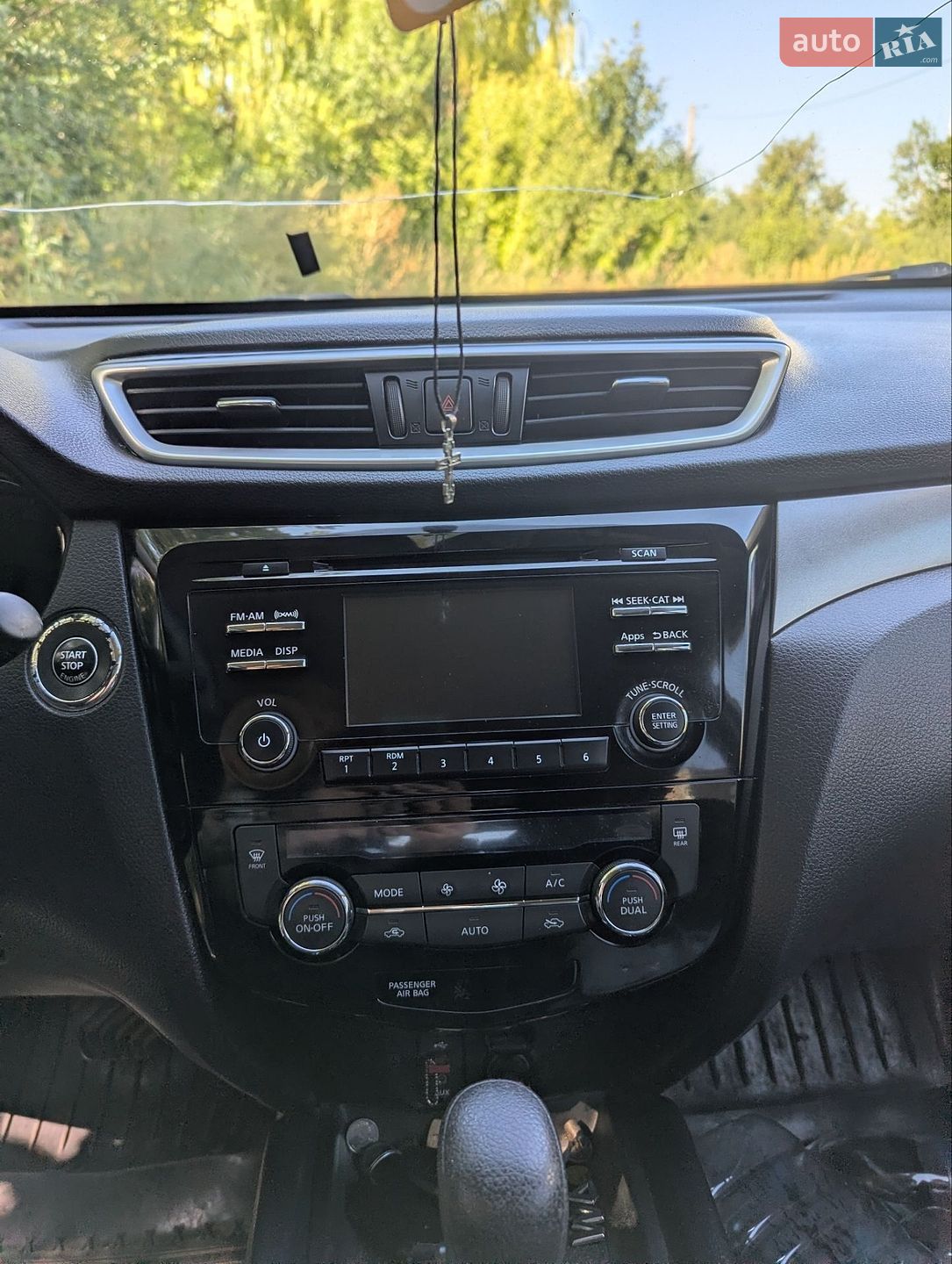 Nissan Rogue 2016 VIN KNMAT2MV1GP682532 фото оголошення 9 з 19