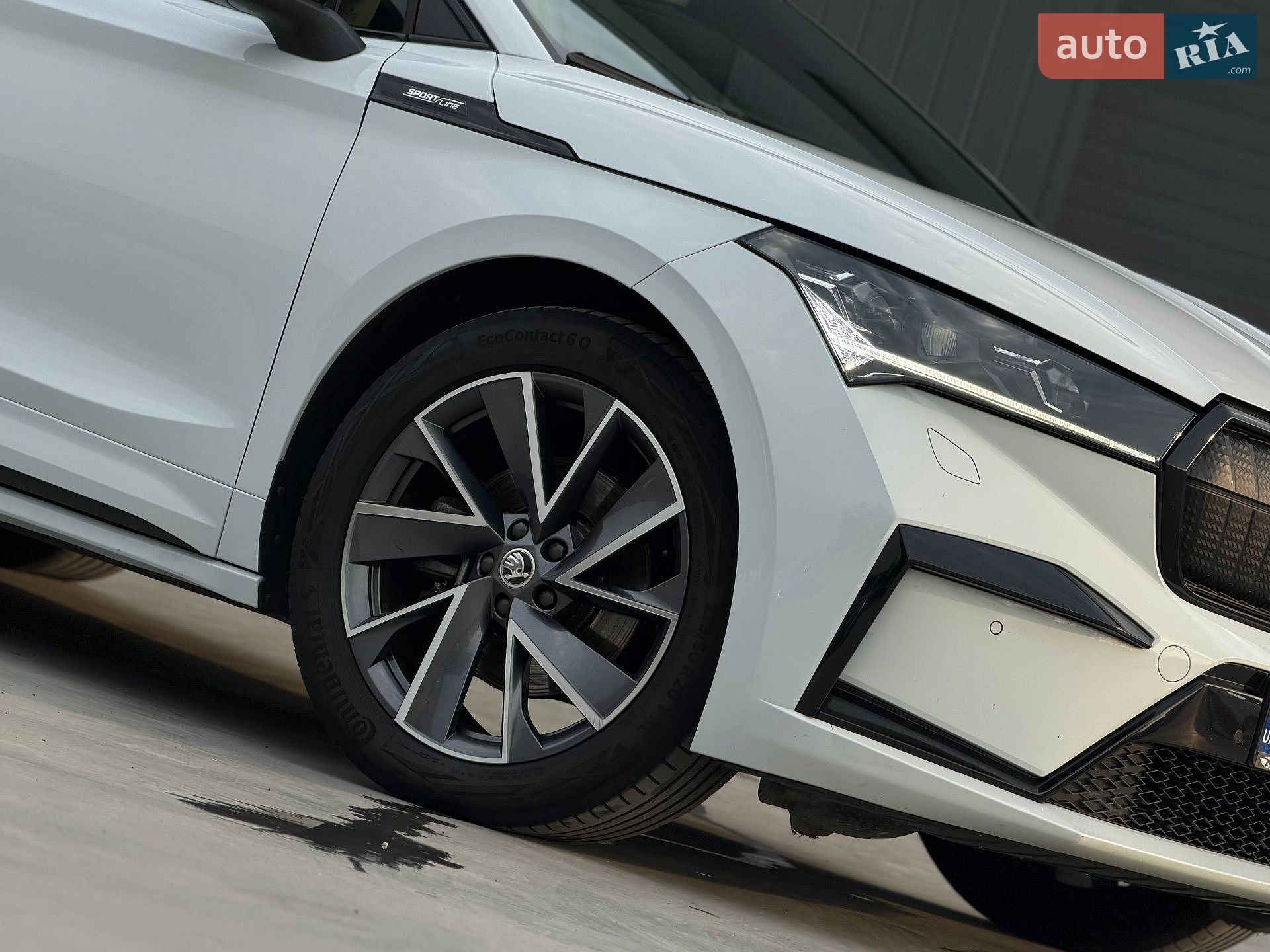 Skoda Enyaq iV 2022 VIN TMBJB7NY0NF034854 фото оголошення 2 з 81