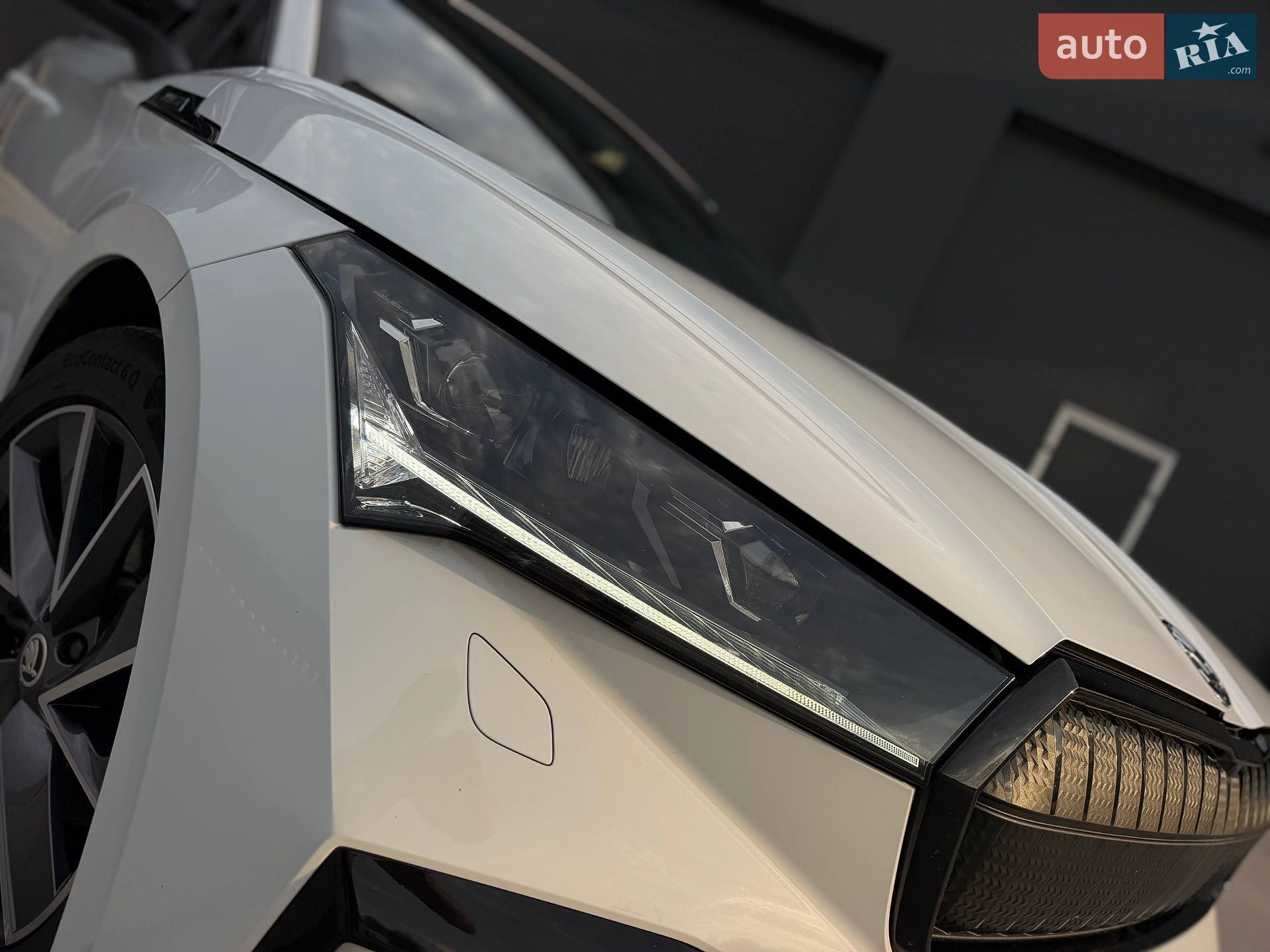 Skoda Enyaq iV 2022 VIN TMBJB7NY0NF034854 фото оголошення 4 з 81