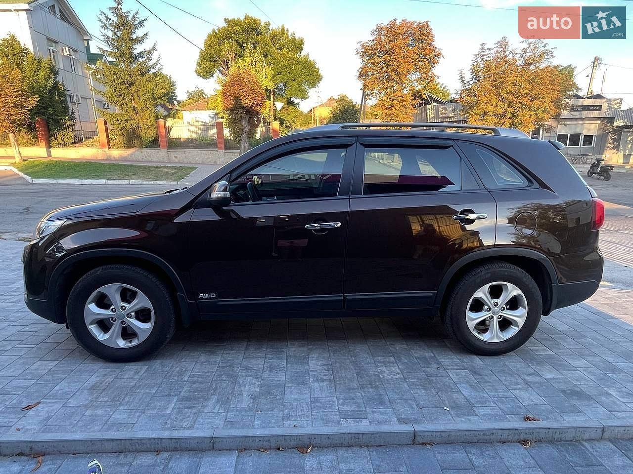 Kia Sorento 2013 VIN Y6DKU814DE5472592 фото оголошення 2 з 14