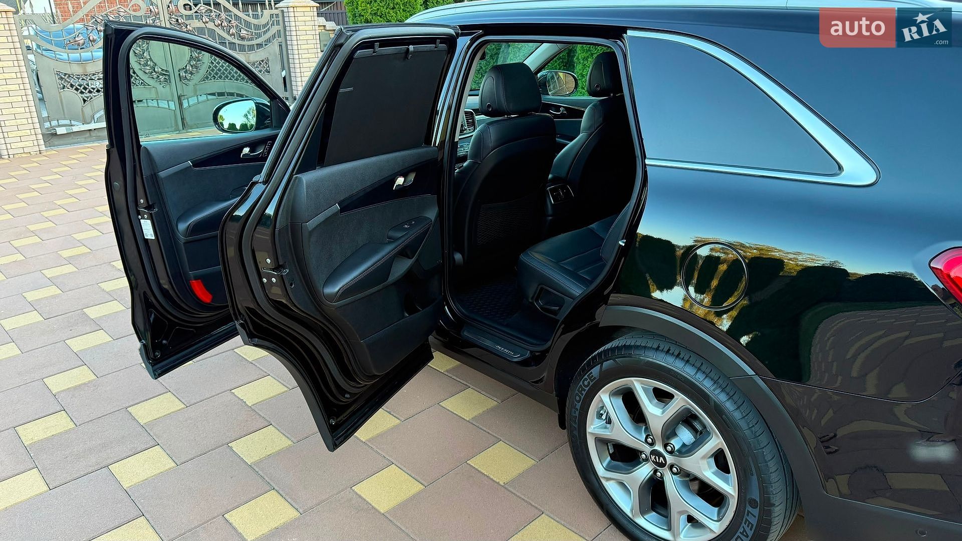 Kia Sorento 2015 VIN KNAPH81BDF5071462 фото оголошення 13 з 68