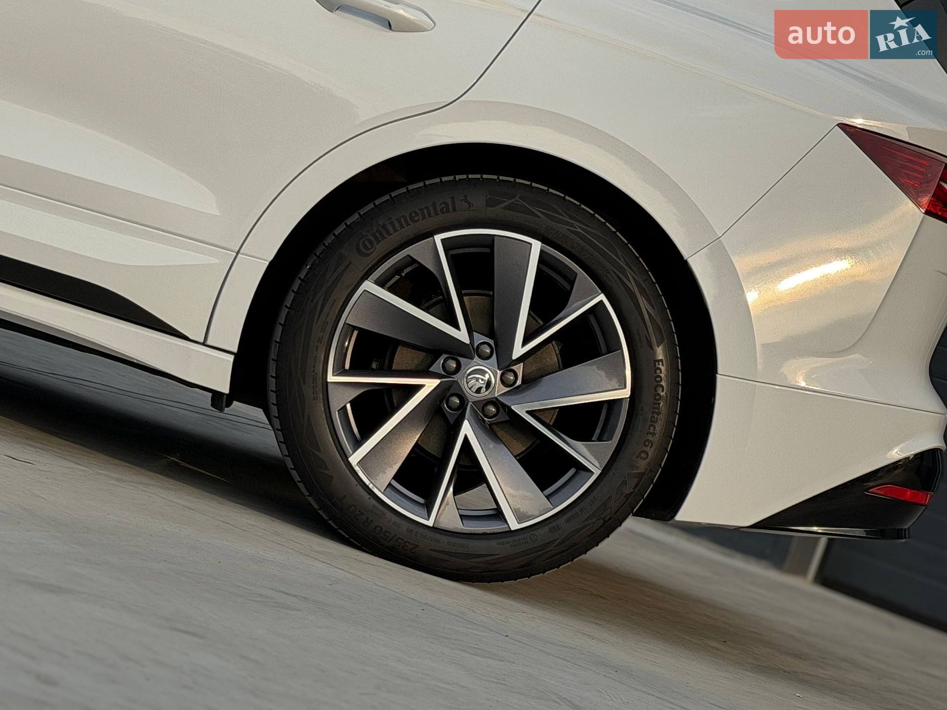 Skoda Enyaq iV 2022 VIN TMBJB7NY0NF034854 фото оголошення 22 з 81
