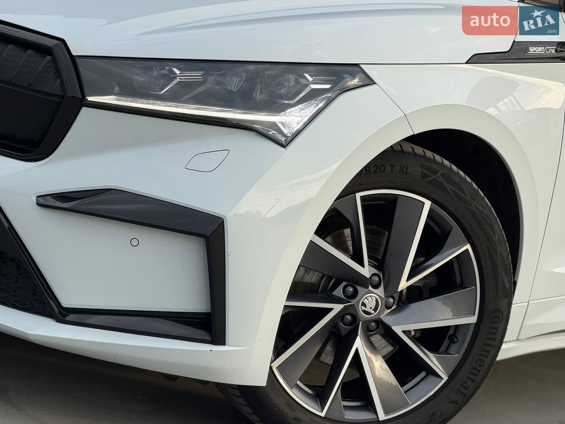 Skoda Enyaq iV 2022 VIN TMBJB7NY0NF034854 фото оголошення 25 з 81