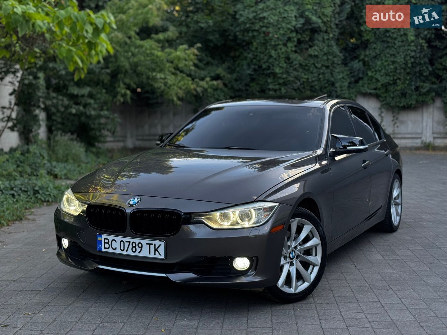 BMW 3 Series 2012 VIN WBA3A5C57CF347208 фото оголошення 3 з 57