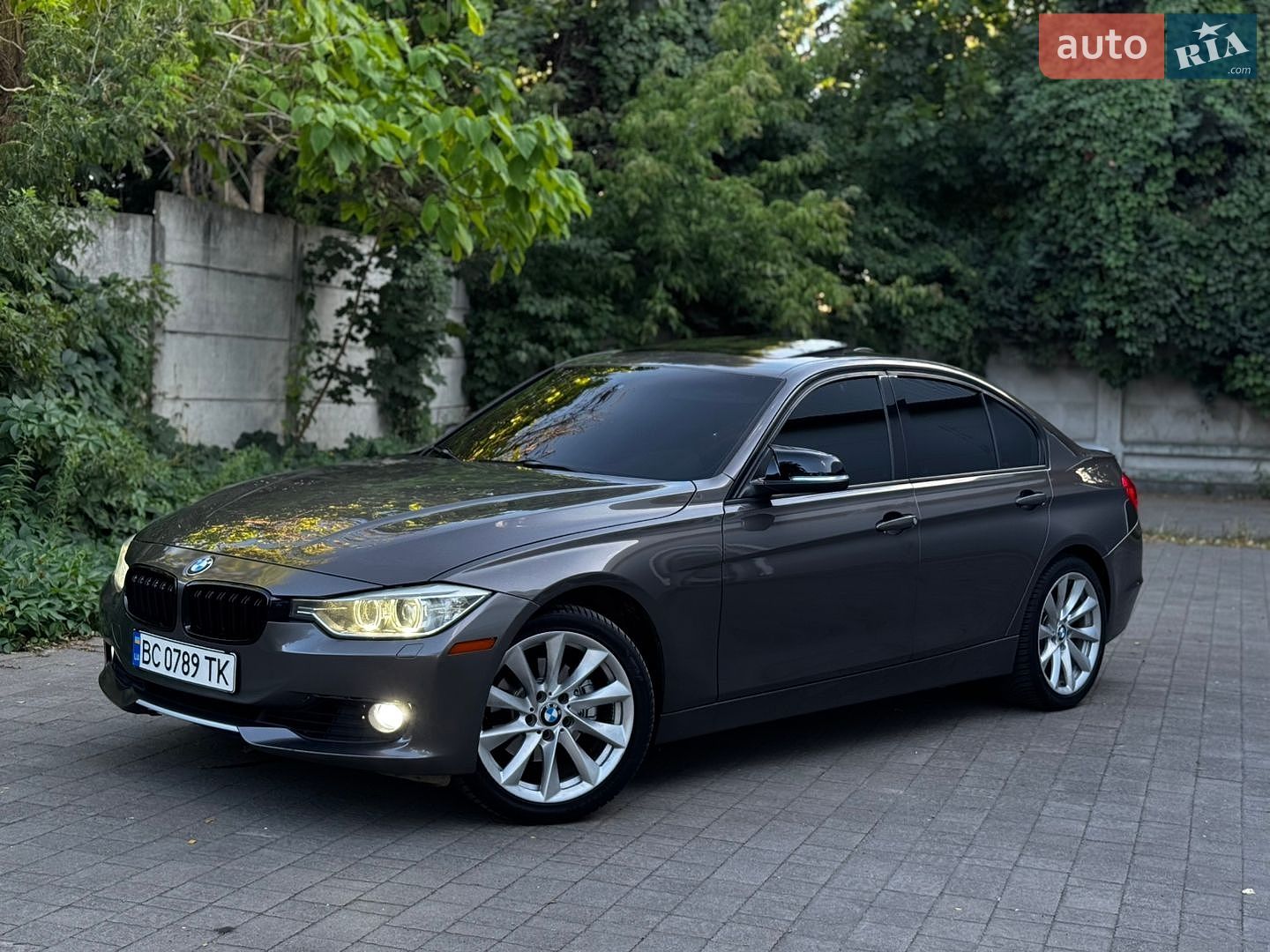 BMW 3 Series 2012 VIN WBA3A5C57CF347208 фото оголошення 8 з 57