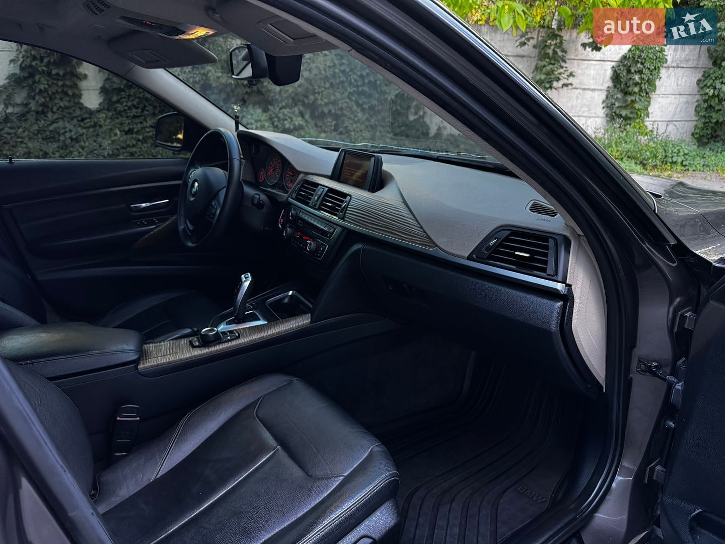 BMW 3 Series 2012 VIN WBA3A5C57CF347208 фото оголошення 17 з 57