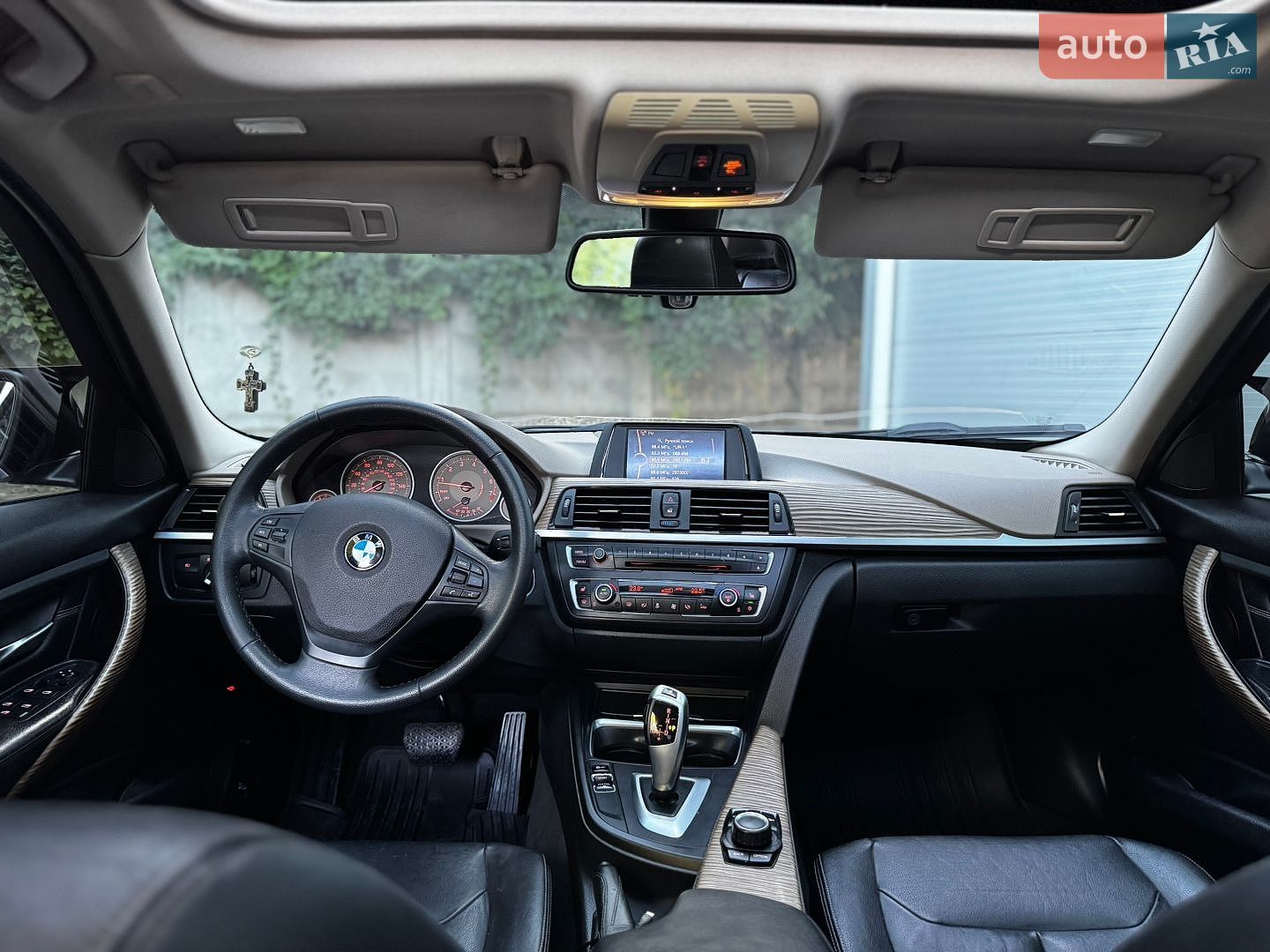 BMW 3 Series 2012 VIN WBA3A5C57CF347208 фото оголошення 36 з 57