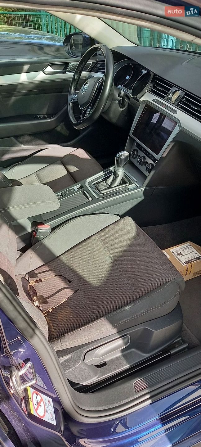 Volkswagen Passat 2017 VIN WVWZZZ3CZJE027060 фото оголошення 13 з 57