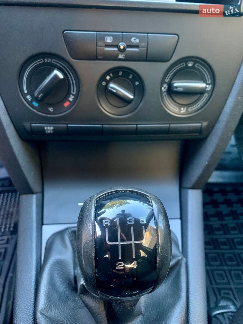 Skoda Octavia 2007 VIN TMBHX61Z882013271 фото оголошення 10 з 26