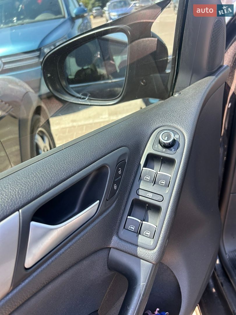 Volkswagen Golf 2011 VIN WVWZZZ1KZCW105724 фото оголошення 20 з 35