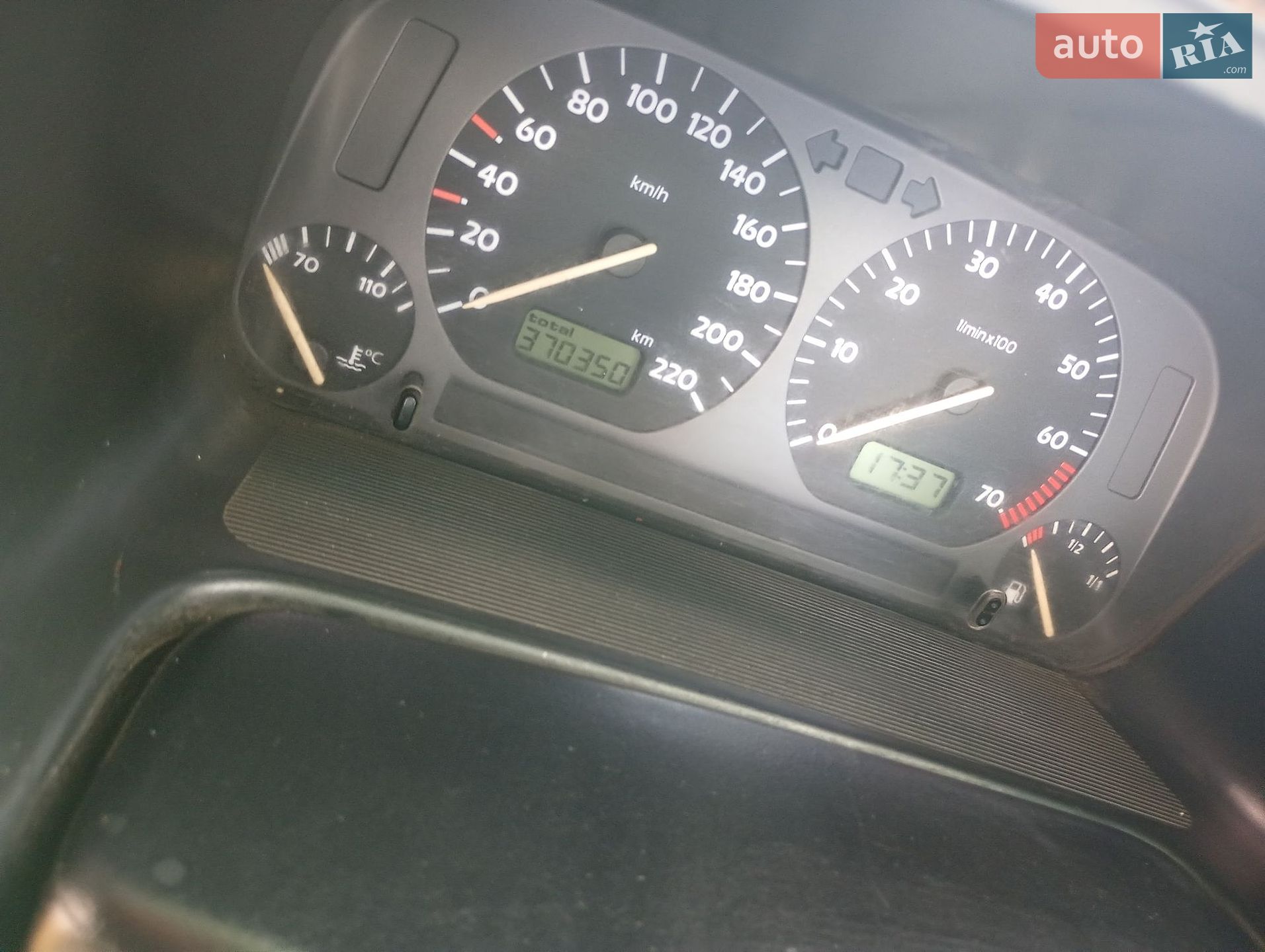 Volkswagen Vento 1997 VIN WVWZZZ1HZVW084692 фото оголошення 10 з 13