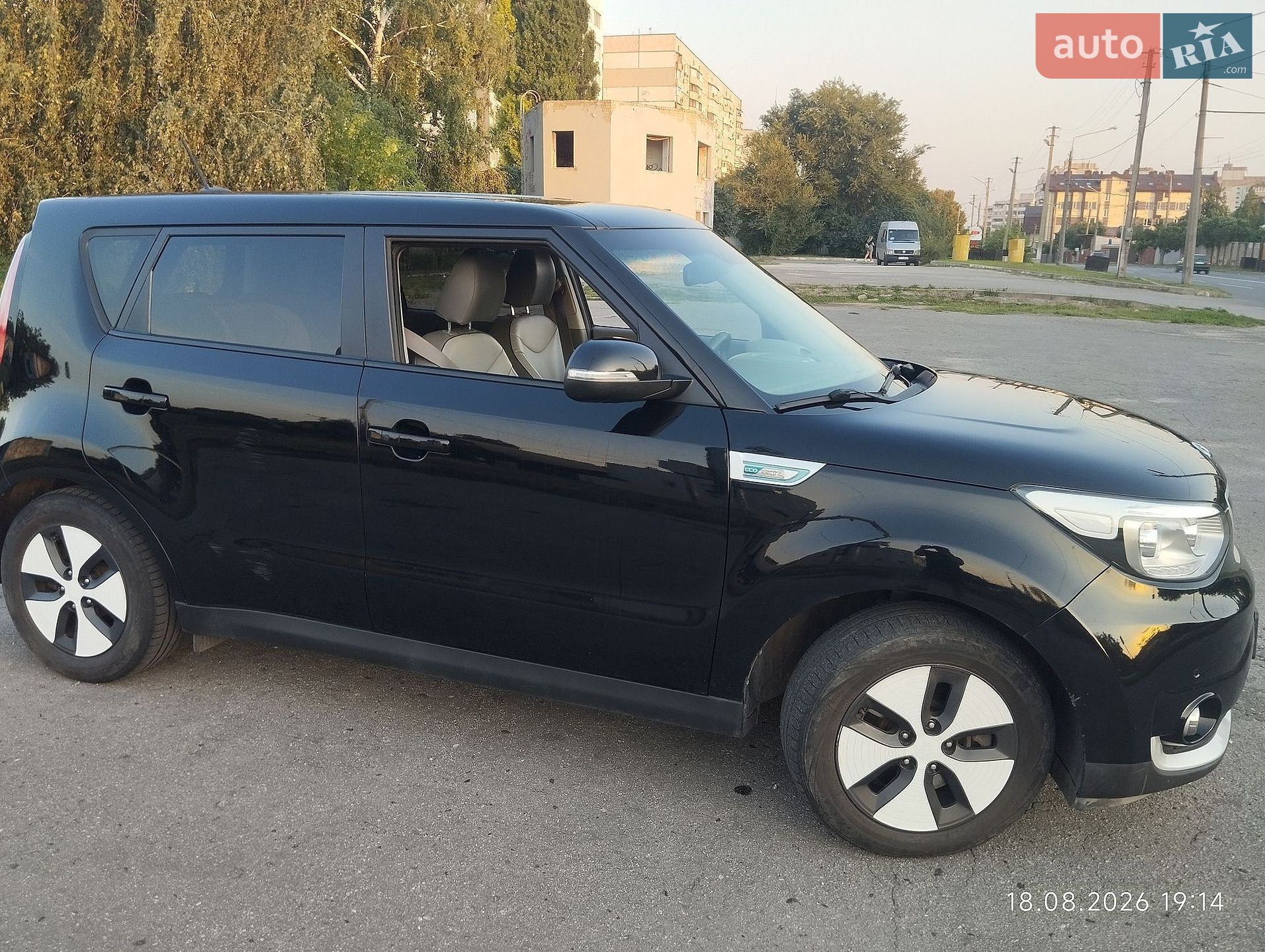 Kia Soul 2015 VIN KNAJX81EFG7009901 фото оголошення 2 з 9