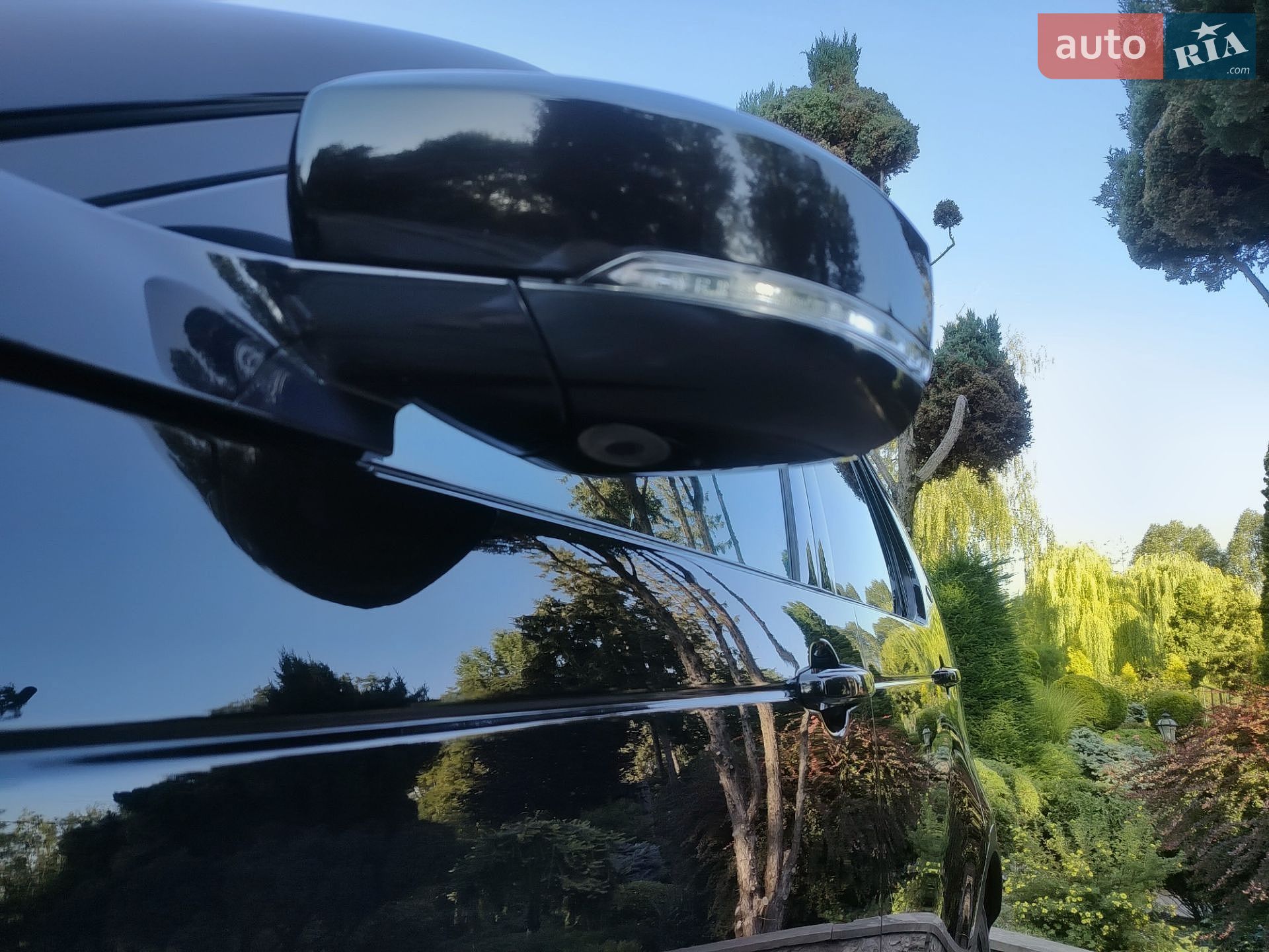 Land Rover Discovery 2017 VIN SALRA2BK8HA034961 фото оголошення 31 з 69