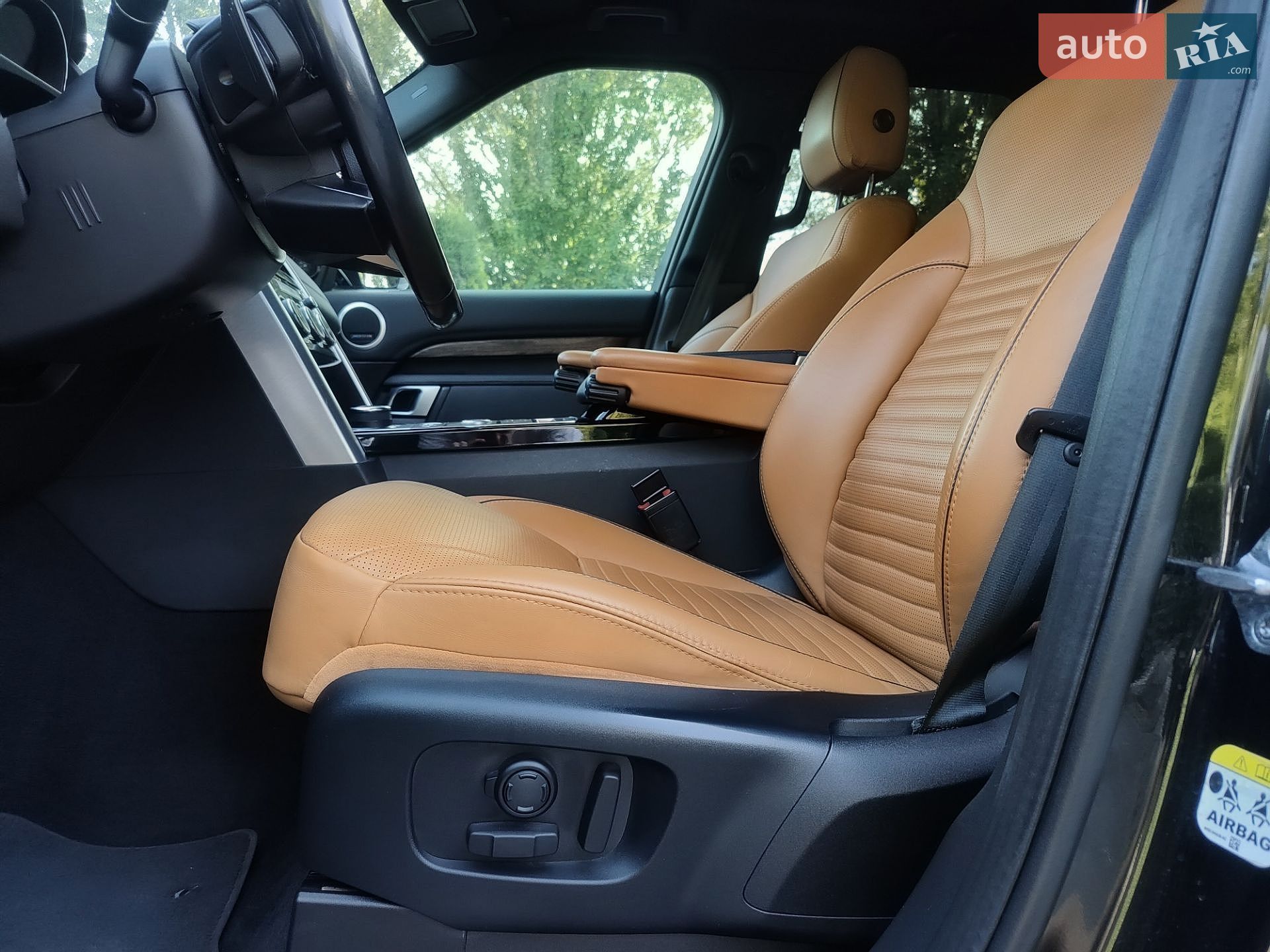 Land Rover Discovery 2017 VIN SALRA2BK8HA034961 фото оголошення 44 з 69