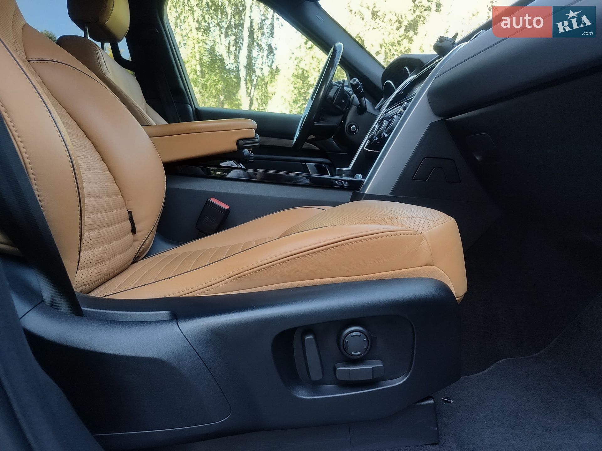 Land Rover Discovery 2017 VIN SALRA2BK8HA034961 фото оголошення 50 з 69