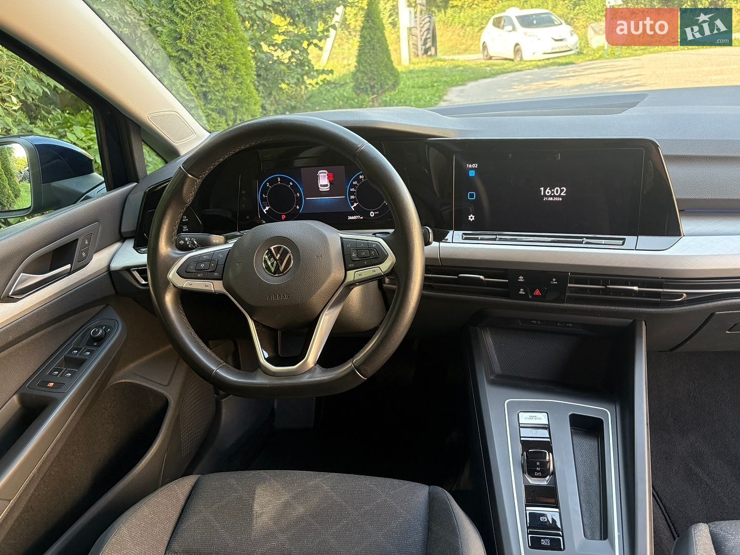 Volkswagen Golf 2022 VIN WVWZZZCDZNW534173 фото оголошення 10 з 32