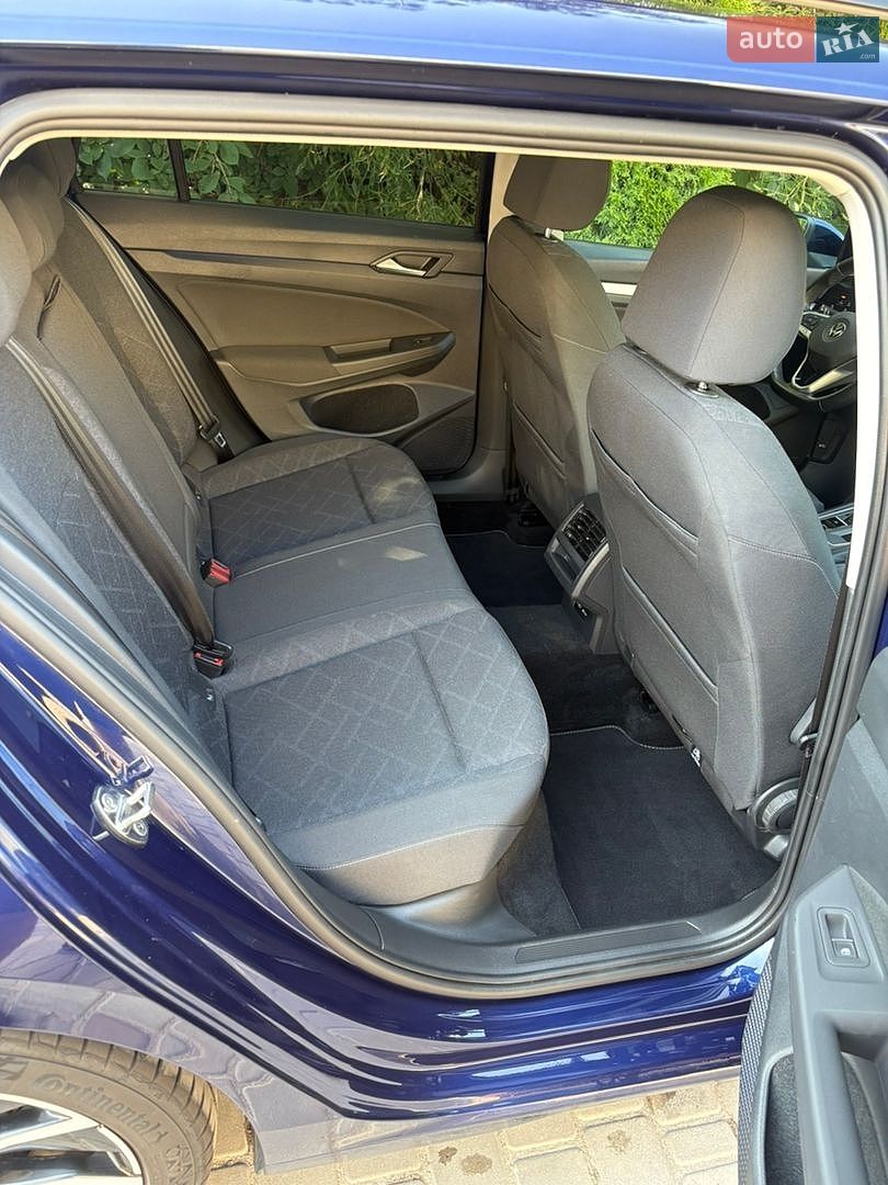 Volkswagen Golf 2022 VIN WVWZZZCDZNW534173 фото оголошення 28 з 32