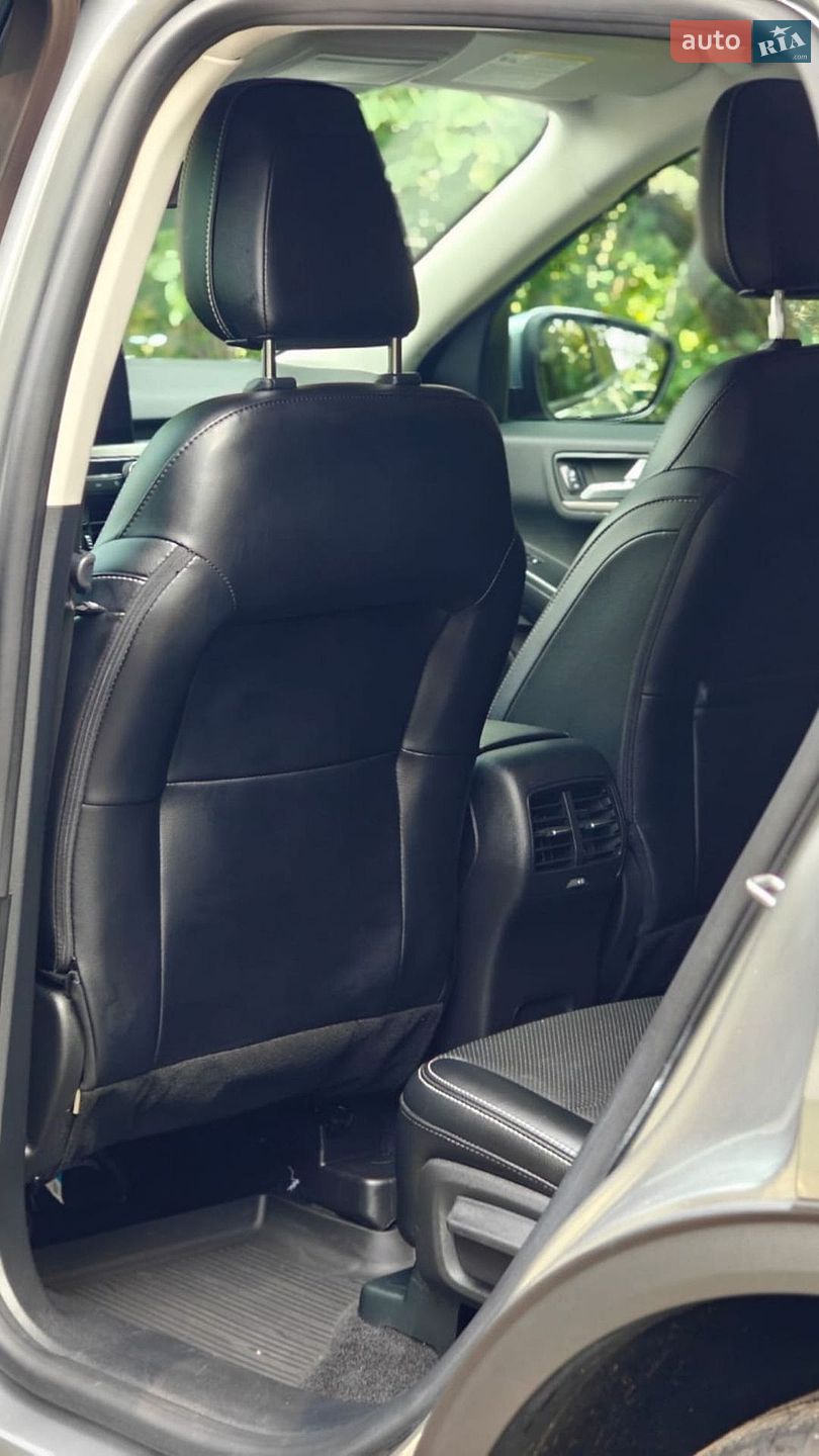 Ford Escape 2022 VIN 1FMCU0H6XNUB54432 фото оголошення 18 з 34